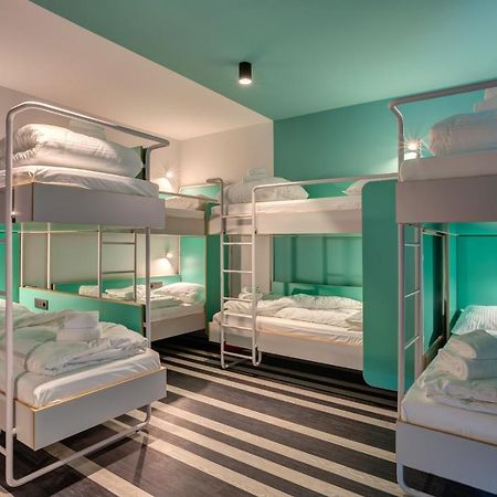 ไมนิงเงอร์ โฮเต็ล บรัสเซลส์ การ์ ดู มิดี Hotel Saint-Gilles ภายนอก รูปภาพ
