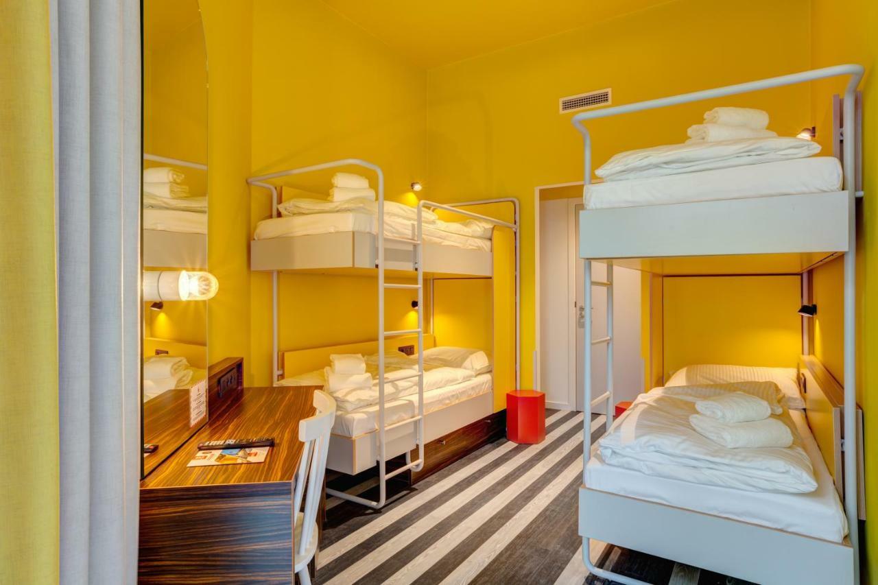 ไมนิงเงอร์ โฮเต็ล บรัสเซลส์ การ์ ดู มิดี Hotel Saint-Gilles ภายนอก รูปภาพ