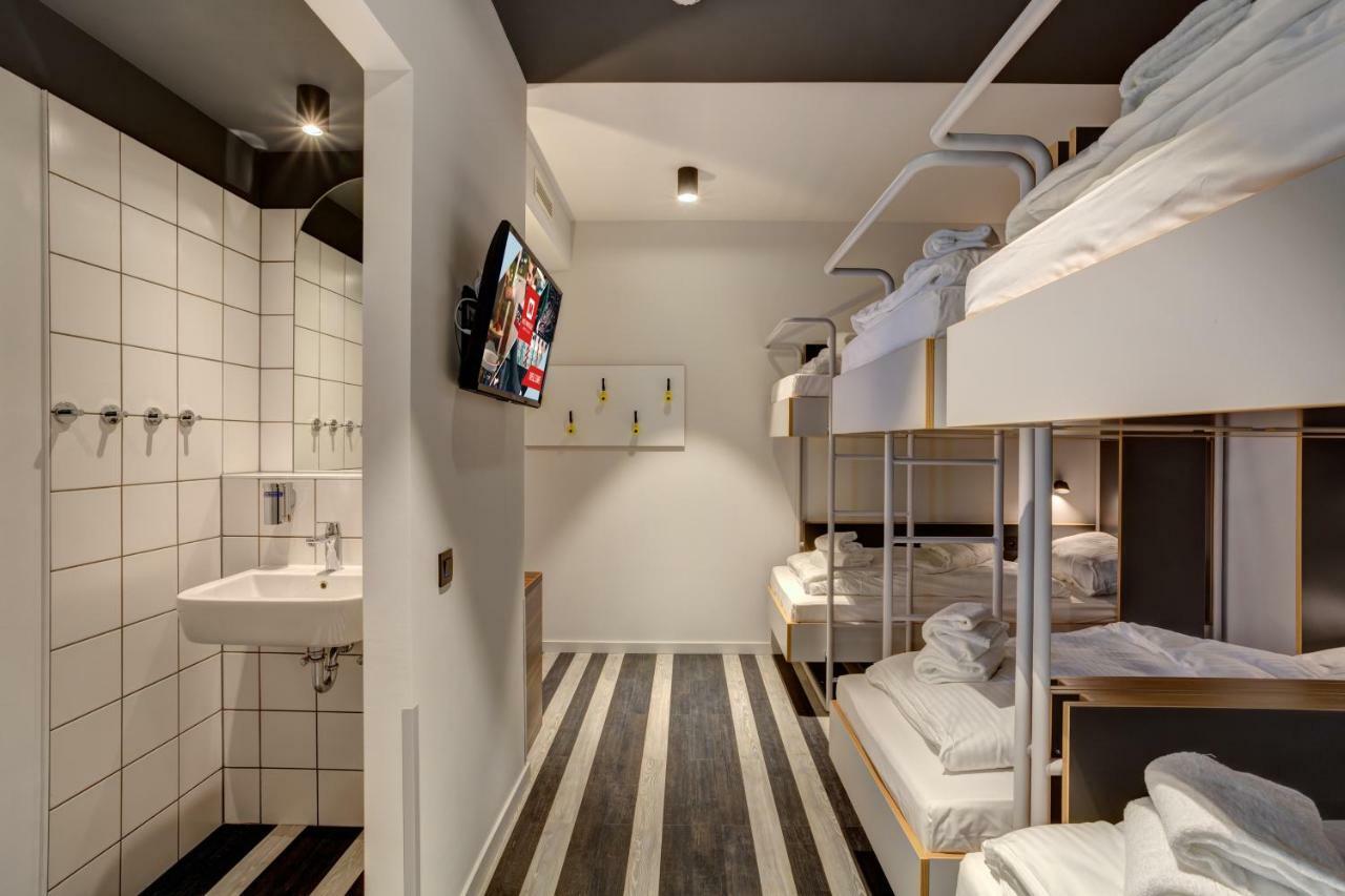 ไมนิงเงอร์ โฮเต็ล บรัสเซลส์ การ์ ดู มิดี Hotel Saint-Gilles ภายนอก รูปภาพ