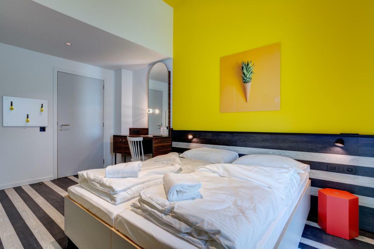 ไมนิงเงอร์ โฮเต็ล บรัสเซลส์ การ์ ดู มิดี Hotel Saint-Gilles ภายนอก รูปภาพ
