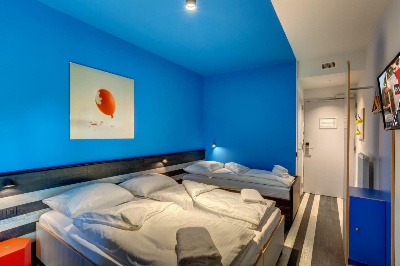 ไมนิงเงอร์ โฮเต็ล บรัสเซลส์ การ์ ดู มิดี Hotel Saint-Gilles ภายนอก รูปภาพ